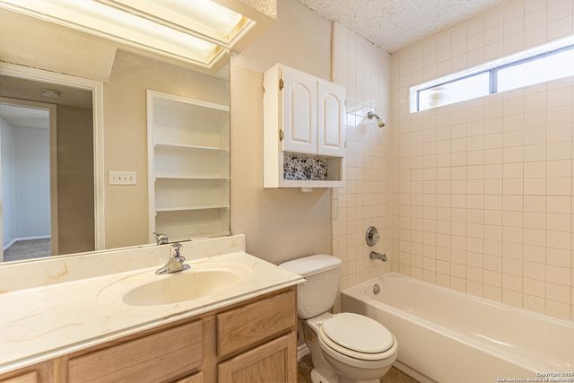 10561 Starcrest, San Antonio, TX 78217
