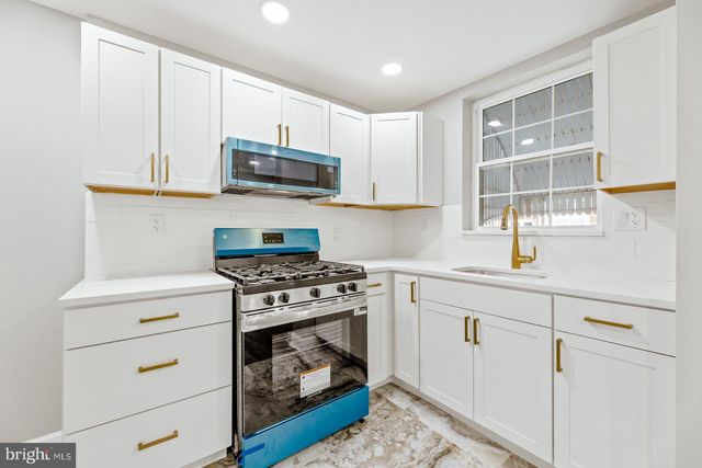 3941 K ST, Philadelphia, PA 19124