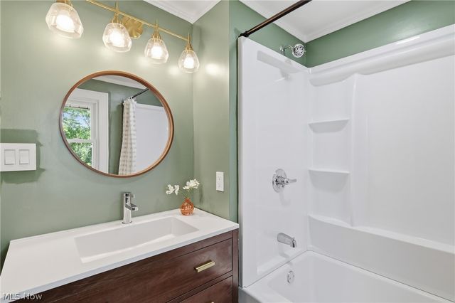 2564 Woodmere Avenue, Ellet, OH 44312