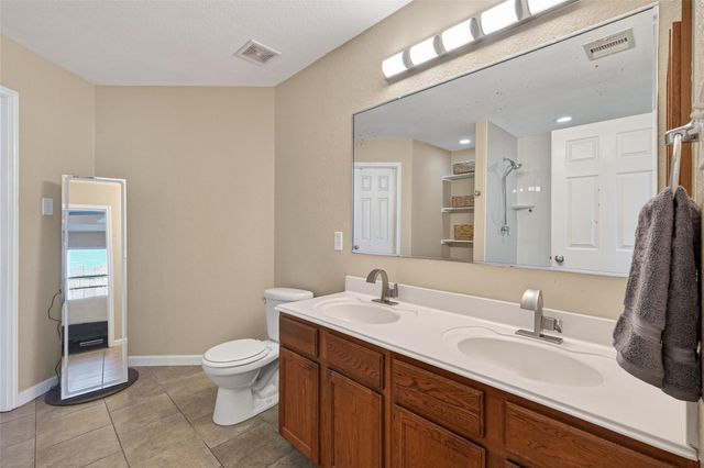 1918 Skipwood Drive, Missouri City, TX 77489