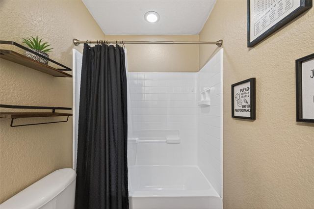 1918 Skipwood Drive, Missouri City, TX 77489