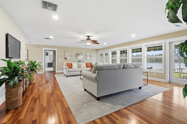 1713 REYNOLDS ROAD, De Leon Springs, FL 32130