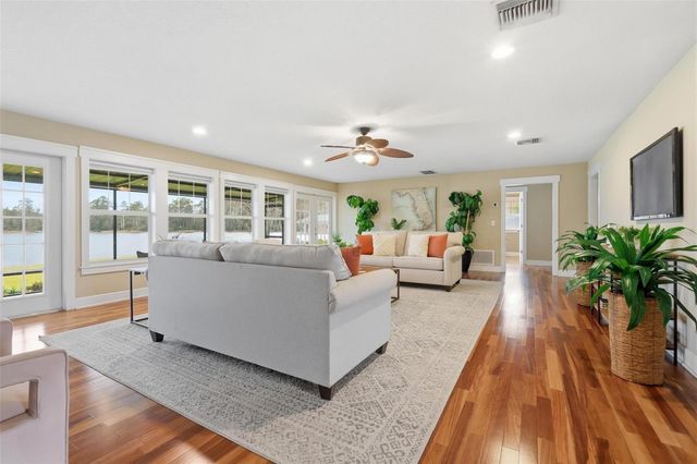 1713 REYNOLDS ROAD, De Leon Springs, FL 32130