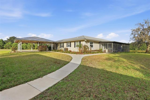 1713 REYNOLDS ROAD, De Leon Springs, FL 32130