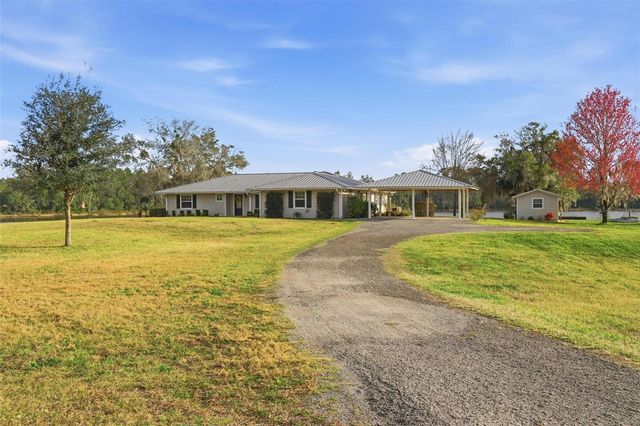 1713 REYNOLDS ROAD, De Leon Springs, FL 32130