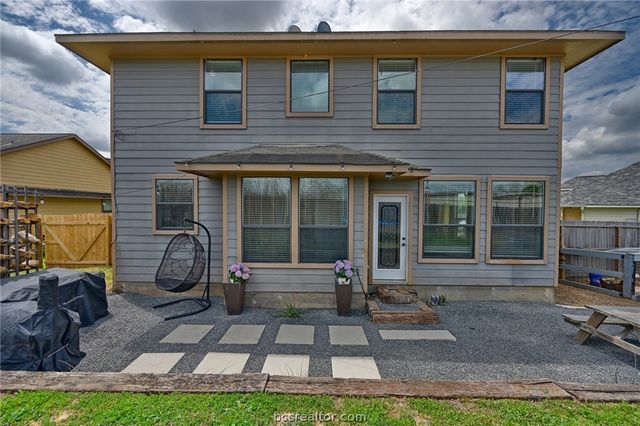 2403 Cheyenne Drive, Brenham, TX 77833