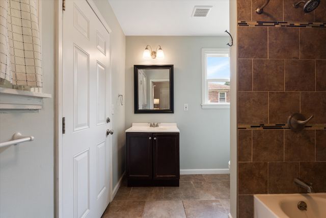 207 Theodore Rd, Nashville, TN 37214