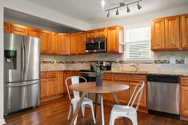 207 Theodore Rd, Nashville, TN 37214