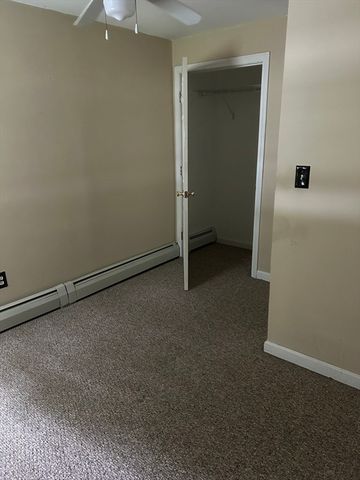 7 Valleyview Ct 3, Fitchburg, MA 01420
