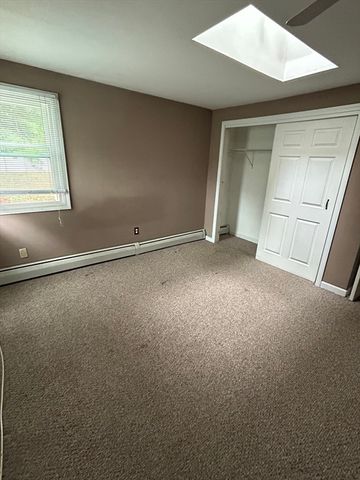 7 Valleyview Ct 3, Fitchburg, MA 01420