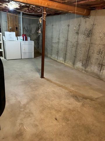 7 Valleyview Ct 3, Fitchburg, MA 01420