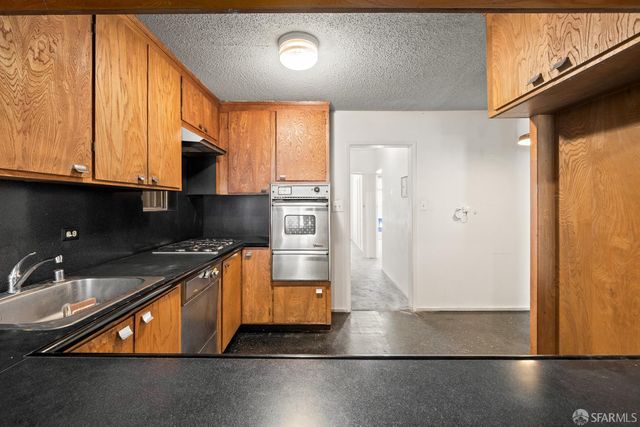 1285 Pacific Avenue, San Francisco, CA 94109