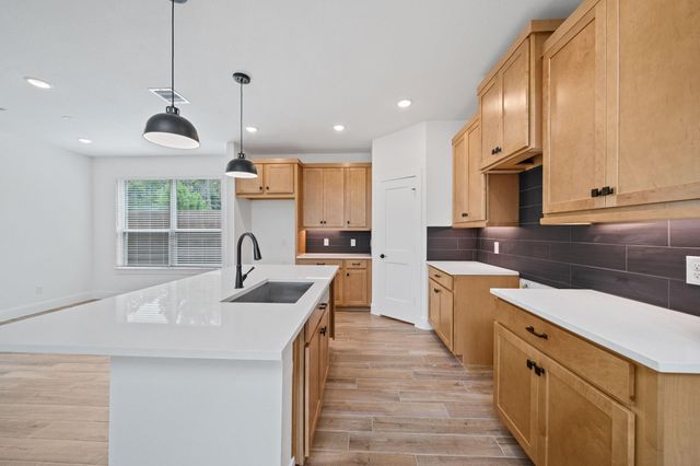 263 Mallards Rim, Willis, TX 77318