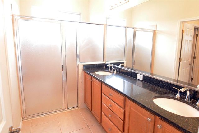 2294 SIFIELD GREENS WAY 2294, Sun City Center, FL 33573
