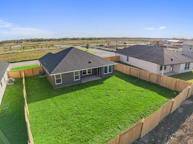 1020 Paddlefish Lane, Alvin, TX 77511
