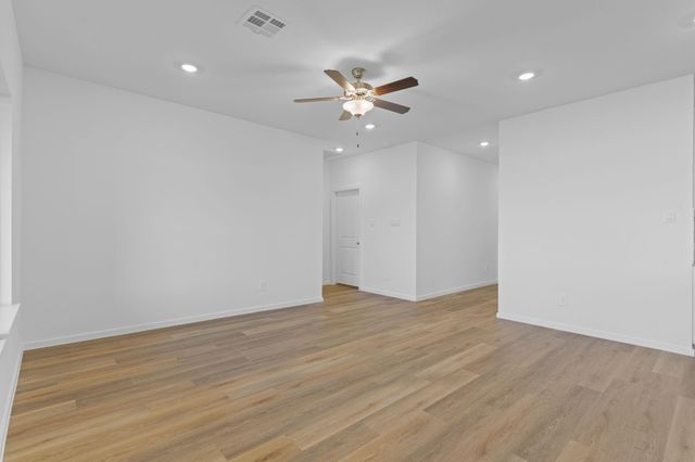 1020 Paddlefish Lane, Alvin, TX 77511