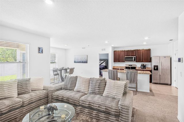 1351 FOX SQUIRREL DRIVE, Davenport, FL 33897