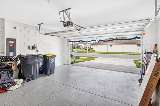 1351 FOX SQUIRREL DRIVE, Davenport, FL 33897