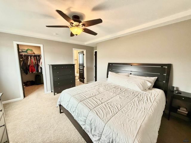 14827 GLENWOOD DR, Summerset, SD 57769