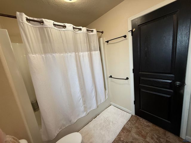 14827 GLENWOOD DR, Summerset, SD 57769