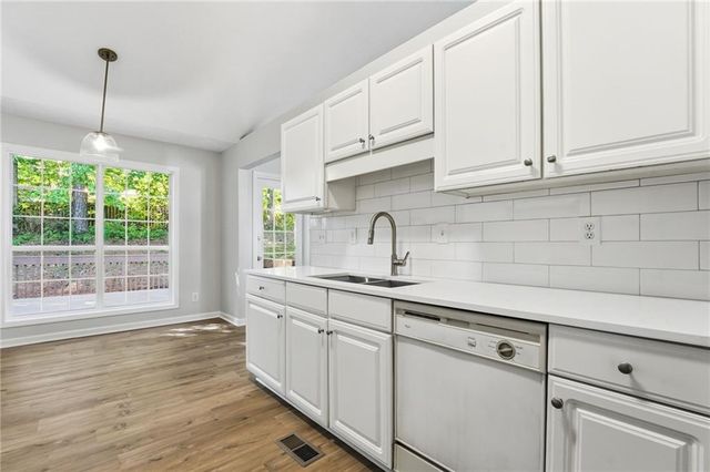 204 Five Iron Court NW, Kennesaw, GA 30144