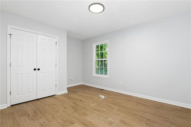 204 Five Iron Court NW, Kennesaw, GA 30144