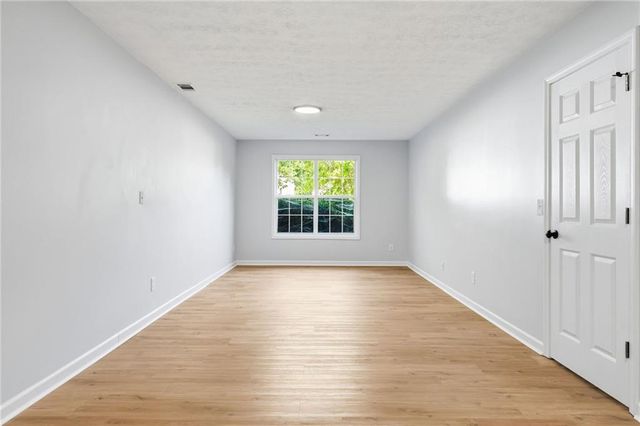204 Five Iron Court NW, Kennesaw, GA 30144