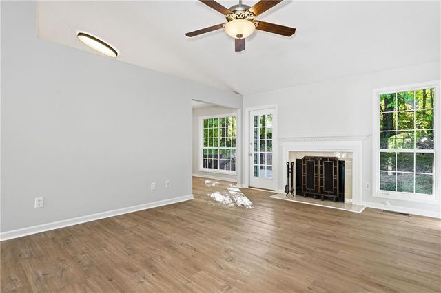 204 Five Iron Court NW, Kennesaw, GA 30144