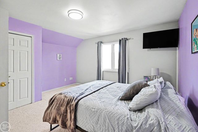48710 Lafayette Drive, Macomb Twp, MI 48044