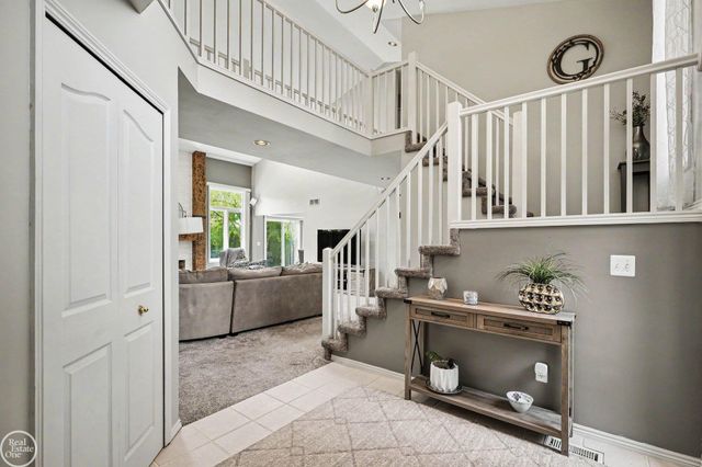 48710 Lafayette Drive, Macomb Twp, MI 48044