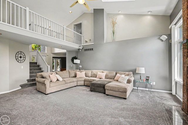48710 Lafayette Drive, Macomb Twp, MI 48044