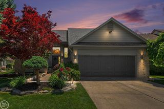 48710 Lafayette Drive, Macomb Twp, MI 48044