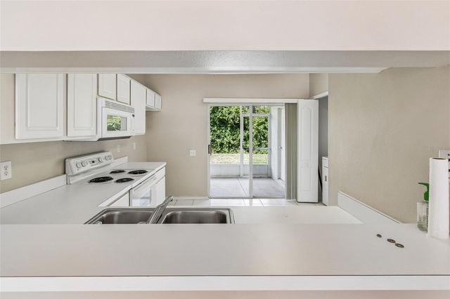 1330 STANDRIDGE DRIVE, Wesley Chapel, FL 33543