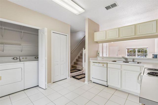 1330 STANDRIDGE DRIVE, Wesley Chapel, FL 33543