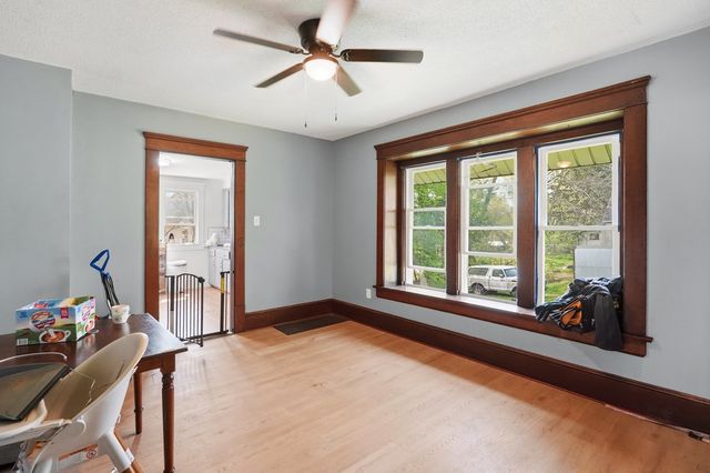 1111 East, Akron, OH 44307
