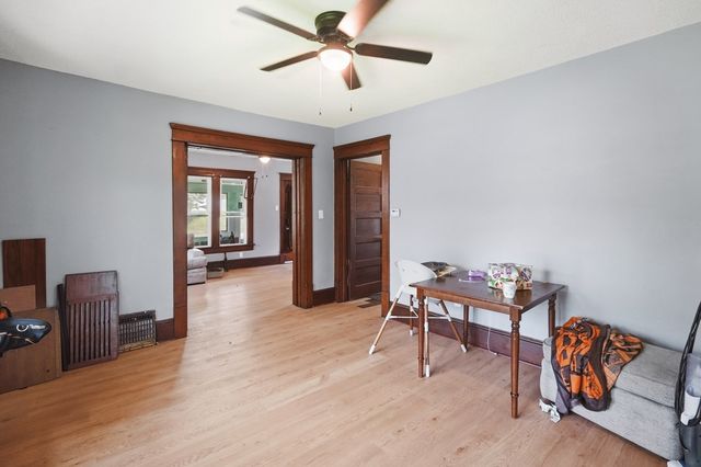 1111 East, Akron, OH 44307