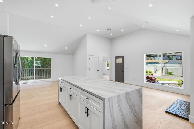 108 E Grandview Avenue, Sierra Madre, CA 91024