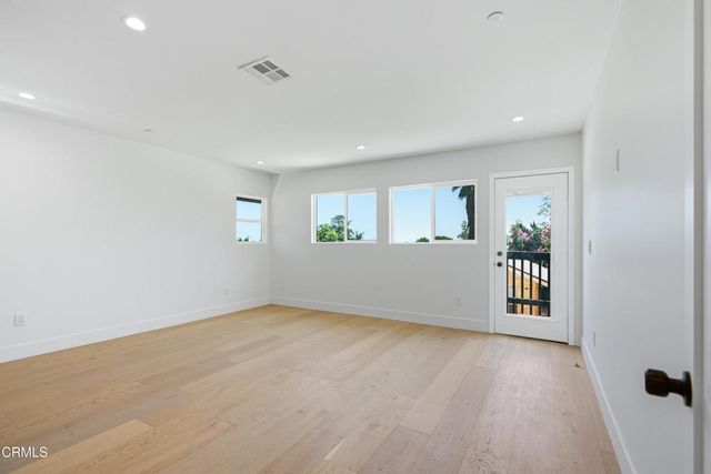 108 E Grandview Avenue, Sierra Madre, CA 91024