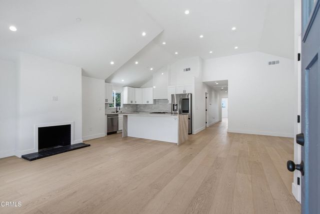 108 E Grandview Avenue, Sierra Madre, CA 91024