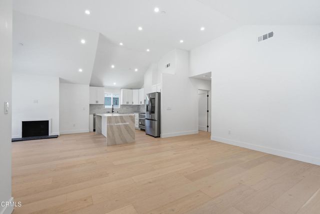 108 E Grandview Avenue, Sierra Madre, CA 91024