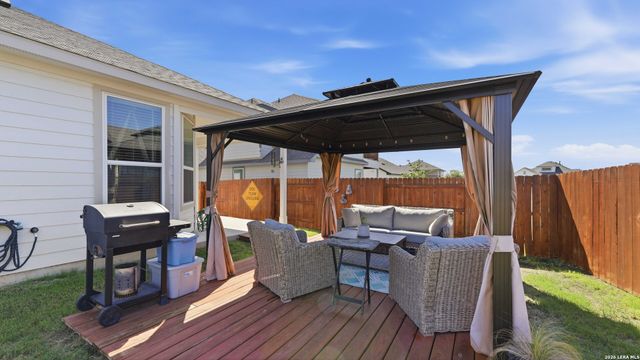 216 Camino Verde, San Marcos, TX 78666