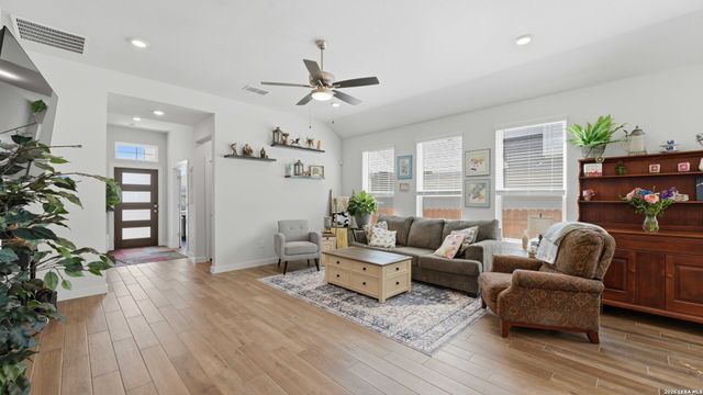 216 Camino Verde, San Marcos, TX 78666