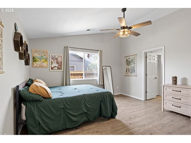 153 QUINCY Ave, Roseburg, OR 97471