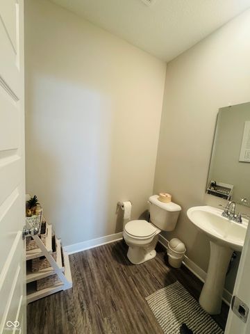 16352 Sedalia Drive, Fishers, IN 46040