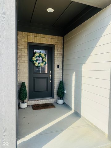 16352 Sedalia Drive, Fishers, IN 46040