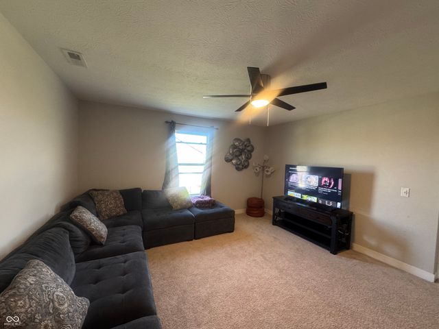 16352 Sedalia Drive, Fishers, IN 46040