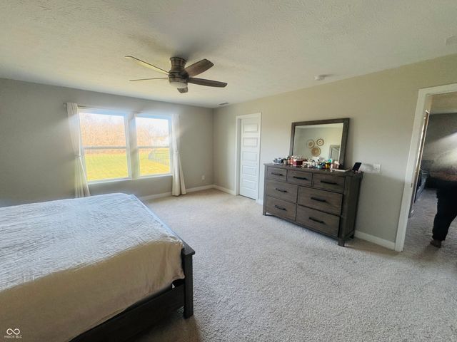 16352 Sedalia Drive, Fishers, IN 46040