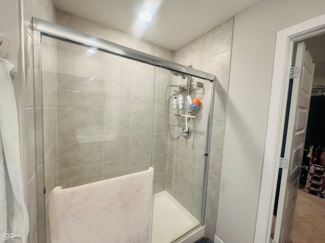 16352 Sedalia Drive, Fishers, IN 46040