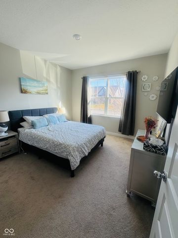 16352 Sedalia Drive, Fishers, IN 46040