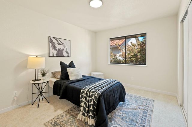 6892 Calvine Rd, Sacramento, CA 95823